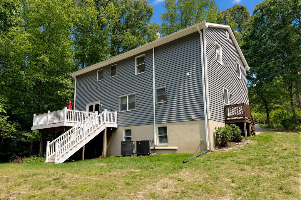 Image 50 of property listing at 3570 PONDS WOOD DR, Chesapeake Beach, MD 20732