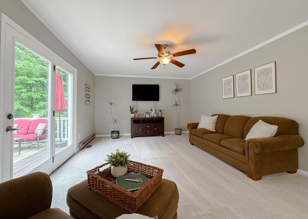 Image 8 of property listing at 3570 PONDS WOOD DR, Chesapeake Beach, MD 20732