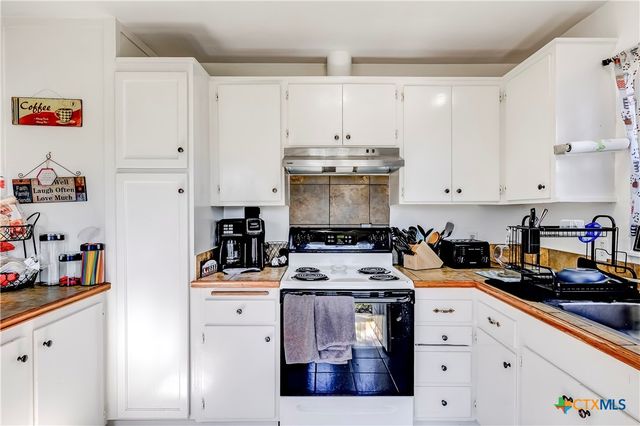 204 S 8th Street, Killeen, TX 76541