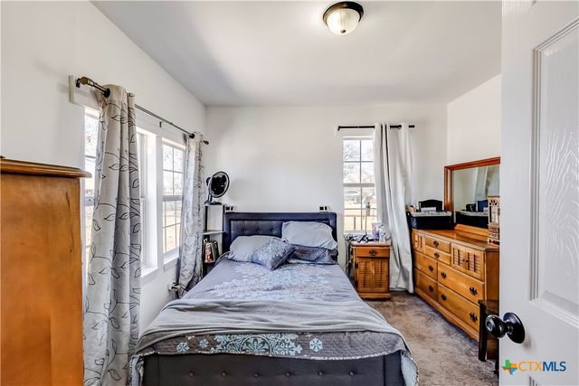 204 S 8th Street, Killeen, TX 76541