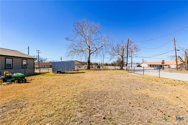204 S 8th Street, Killeen, TX 76541