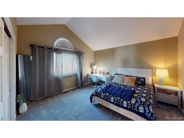 8958 Forrest Dr, Highlands Ranch, CO 80126