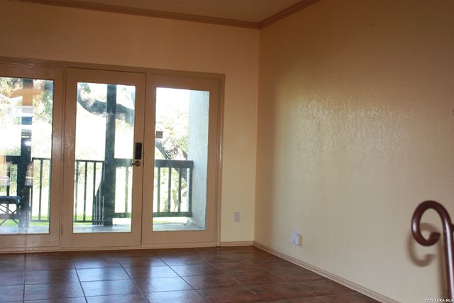 421 Watts Ln Unit B4, Canyon Lake, TX 78133