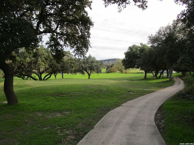 421 Watts Ln Unit B4, Canyon Lake, TX 78133