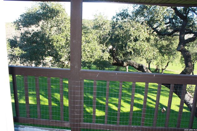 421 Watts Ln Unit B4, Canyon Lake, TX 78133