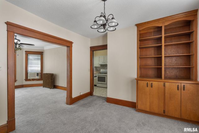 1030 23RD Street, Rock Island, IL 61201