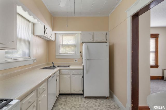 1030 23RD Street, Rock Island, IL 61201