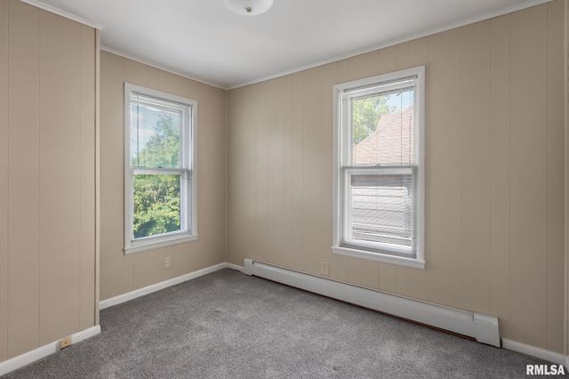 1030 23RD Street, Rock Island, IL 61201