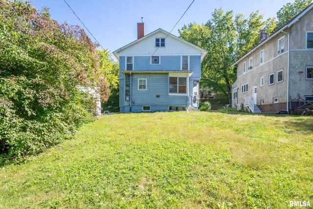 1030 23RD Street, Rock Island, IL 61201