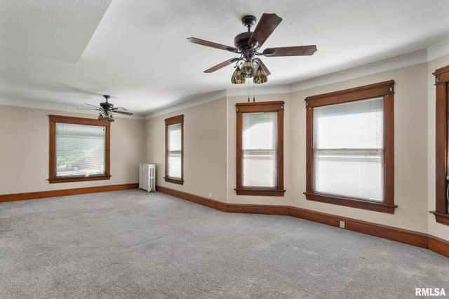 1030 23RD Street, Rock Island, IL 61201