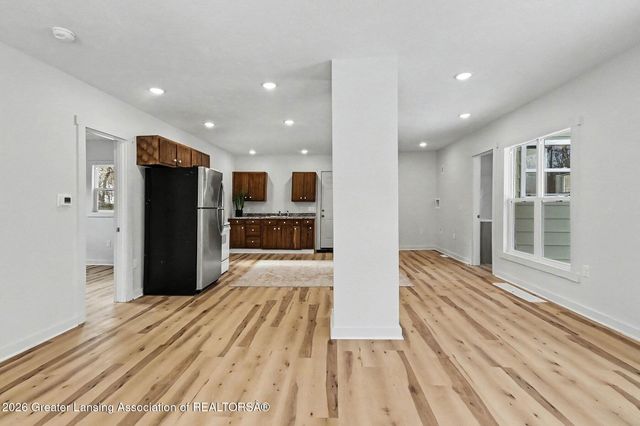 1319 Maryland Avenue, Lansing, MI 48906