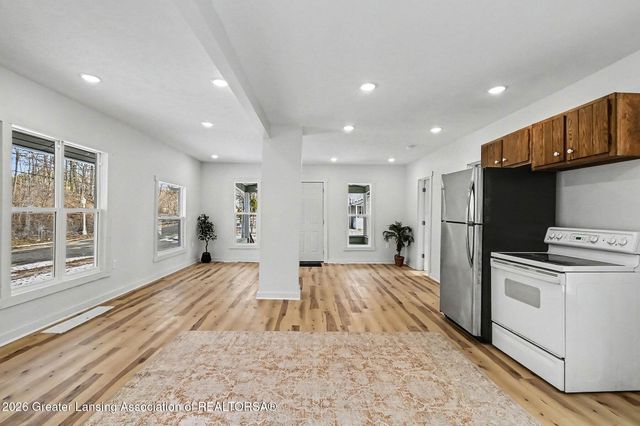 1319 Maryland Avenue, Lansing, MI 48906