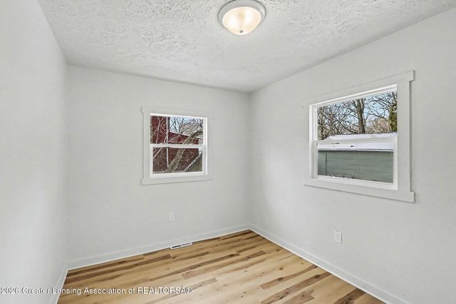 1319 Maryland Avenue, Lansing, MI 48906