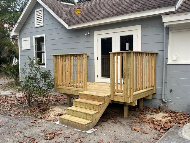 704 W EUCLID AVENUE, Deland, FL 32720