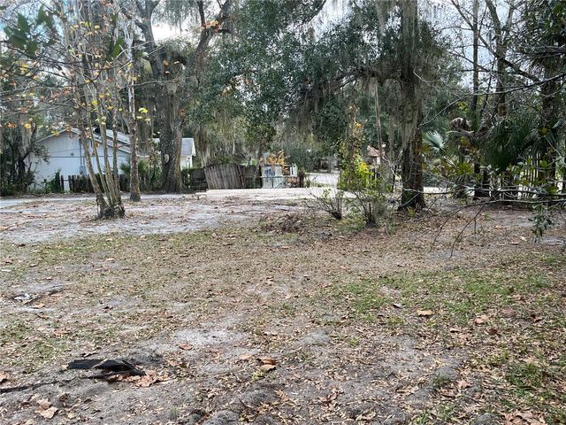 704 W EUCLID AVENUE, Deland, FL 32720