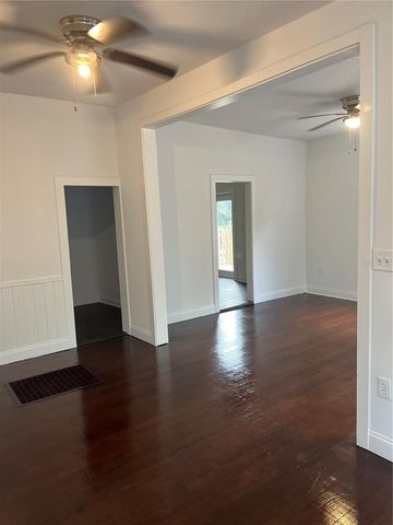 704 W EUCLID AVENUE, Deland, FL 32720