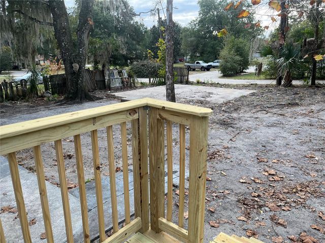 704 W EUCLID AVENUE, Deland, FL 32720