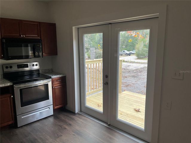 704 W EUCLID AVENUE, Deland, FL 32720