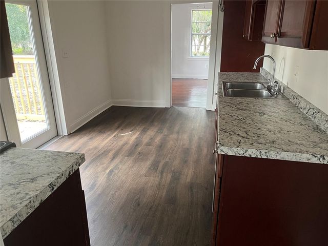 704 W EUCLID AVENUE, Deland, FL 32720