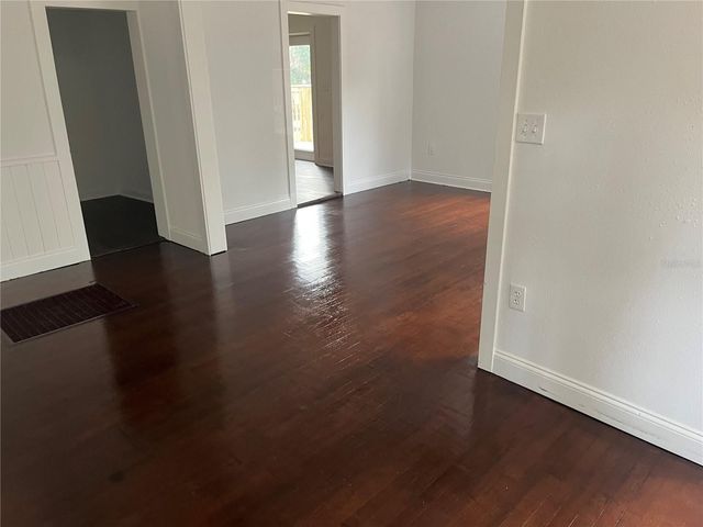 704 W EUCLID AVENUE, Deland, FL 32720