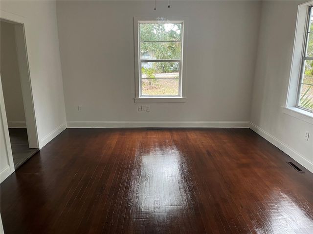 704 W EUCLID AVENUE, Deland, FL 32720