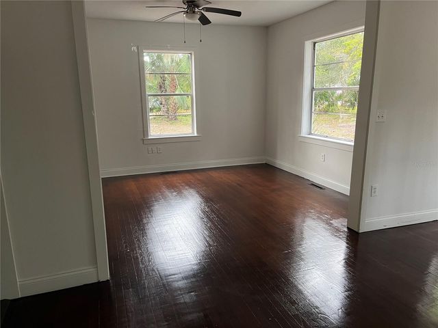 704 W EUCLID AVENUE, Deland, FL 32720