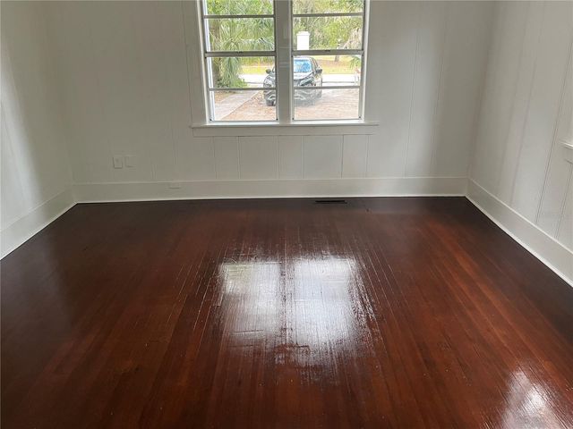 704 W EUCLID AVENUE, Deland, FL 32720