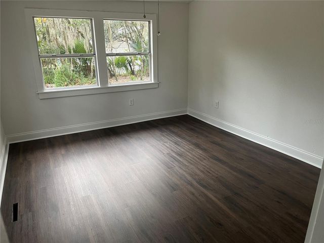 704 W EUCLID AVENUE, Deland, FL 32720