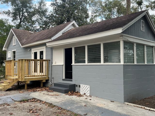 704 W EUCLID AVENUE, Deland, FL 32720