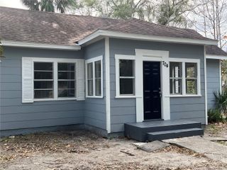 704 W EUCLID AVENUE, Deland, FL 32720