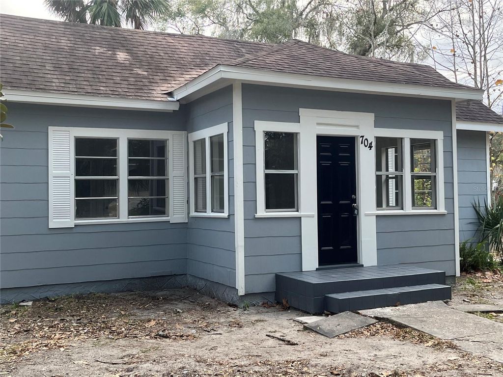 704 W EUCLID AVENUE, Deland, FL 32720