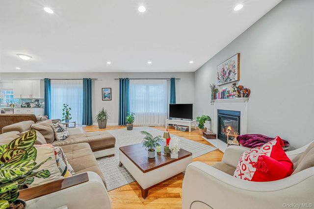 152 Wood, Centereach, NY 11720