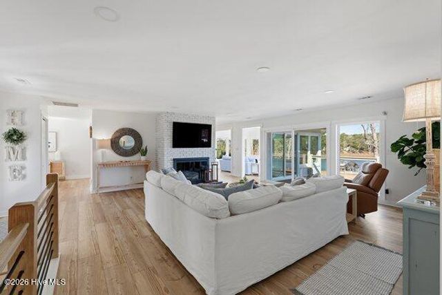 218 Olde Point Loop, Hampstead, NC 28443