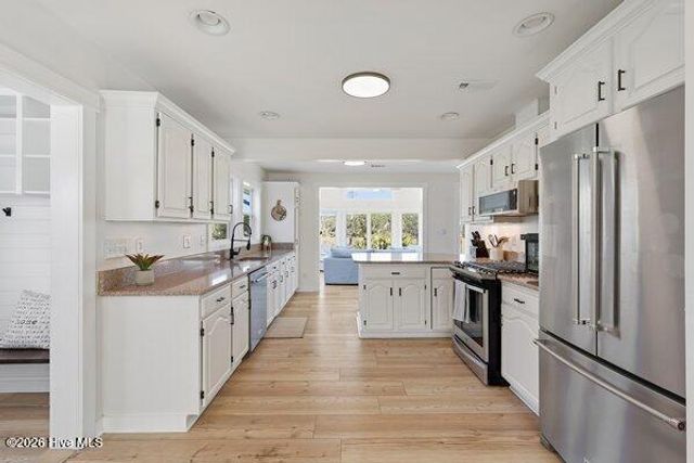 218 Olde Point Loop, Hampstead, NC 28443