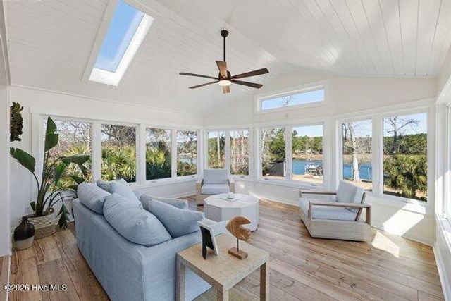 218 Olde Point Loop, Hampstead, NC 28443