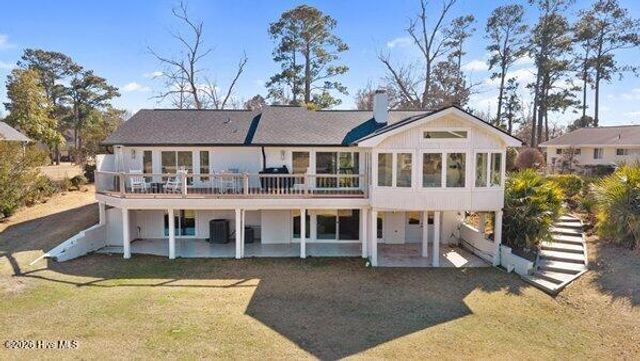 218 Olde Point Loop, Hampstead, NC 28443