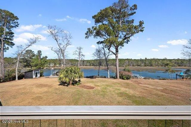 218 Olde Point Loop, Hampstead, NC 28443