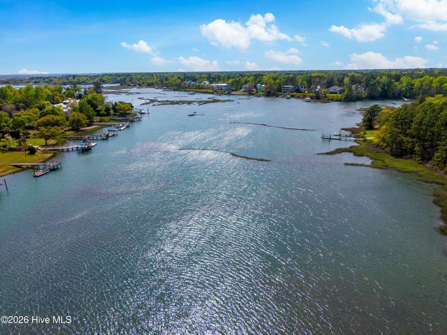 218 Olde Point Loop, Hampstead, NC 28443