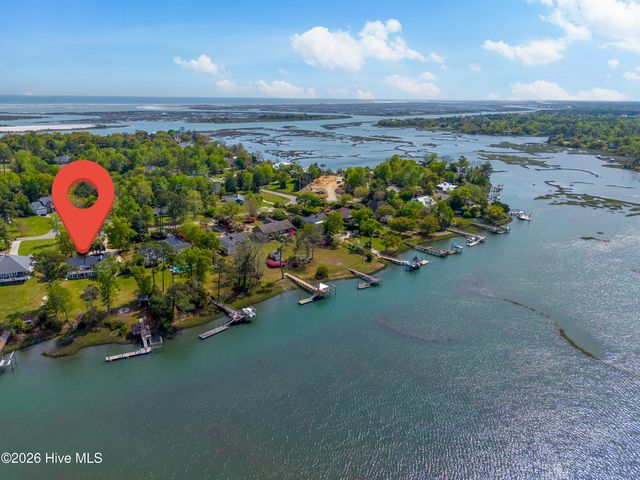 218 Olde Point Loop, Hampstead, NC 28443