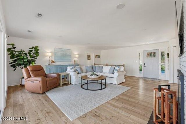 218 Olde Point Loop, Hampstead, NC 28443