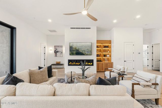 33495 N 83RD Street, Scottsdale, AZ 85266