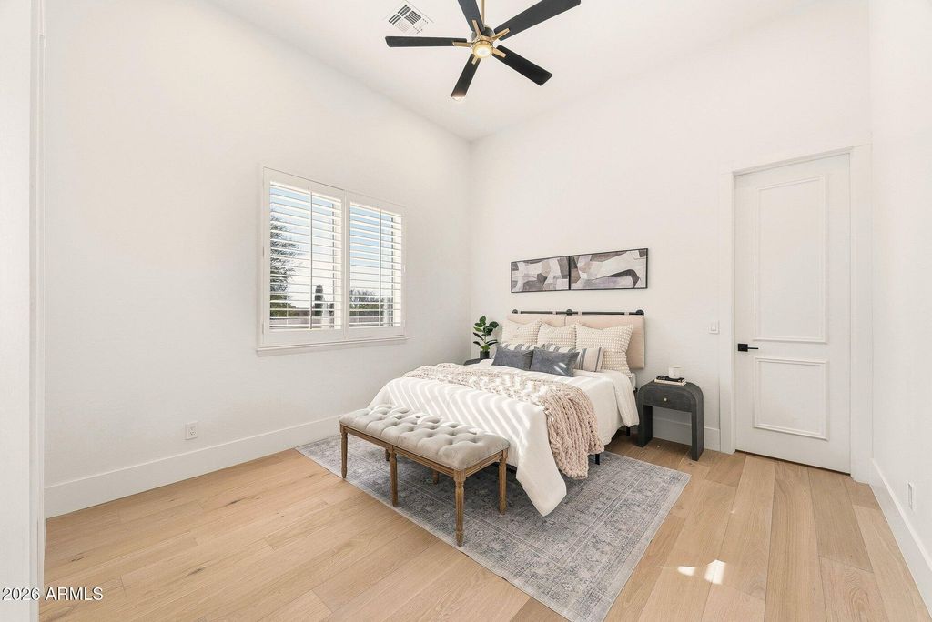 Image 34 of property listing at 33495 N 83RD Street, Scottsdale, AZ 85266