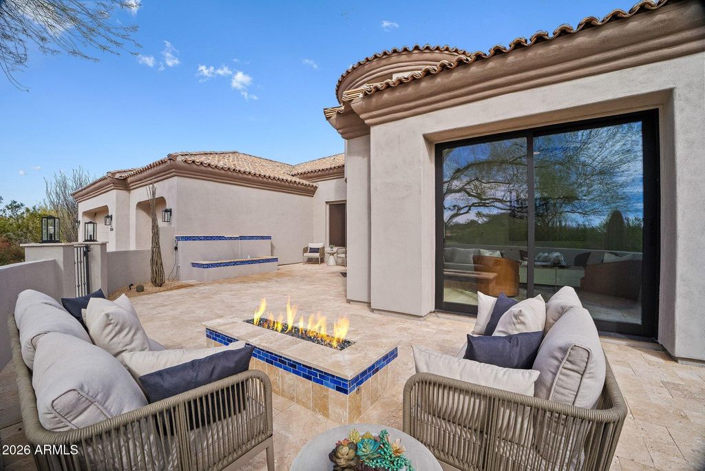 Image 4 of property listing at 33495 N 83RD Street, Scottsdale, AZ 85266
