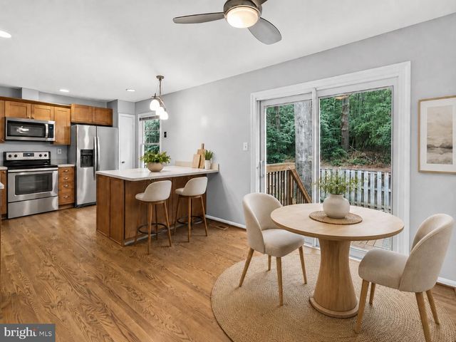 9664 SCOTCH HAVEN DR, Vienna, VA 22181