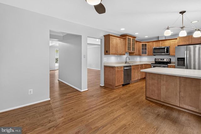 9664 SCOTCH HAVEN DR, Vienna, VA 22181