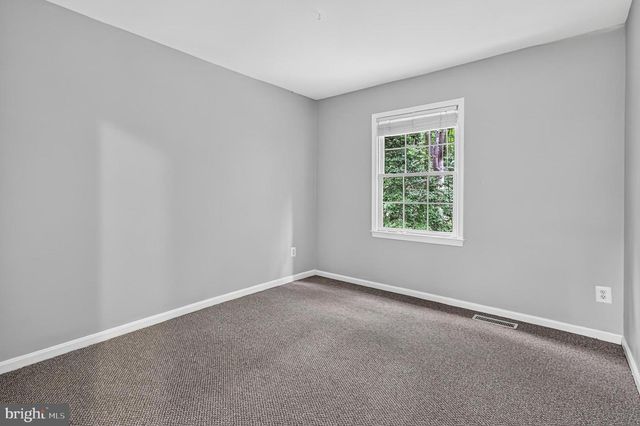 9664 SCOTCH HAVEN DR, Vienna, VA 22181