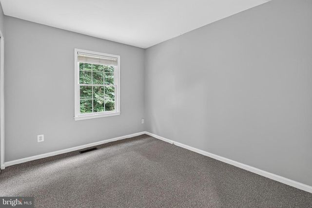 9664 SCOTCH HAVEN DR, Vienna, VA 22181