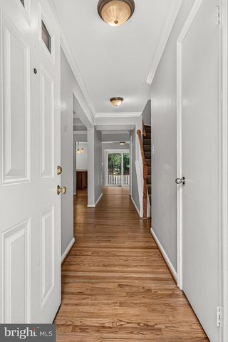 9664 SCOTCH HAVEN DR, Vienna, VA 22181