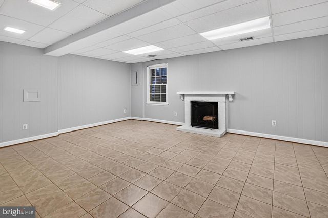 9664 SCOTCH HAVEN DR, Vienna, VA 22181