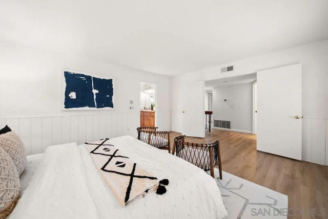 2210 Valley Rd, Oceanside, CA 92056